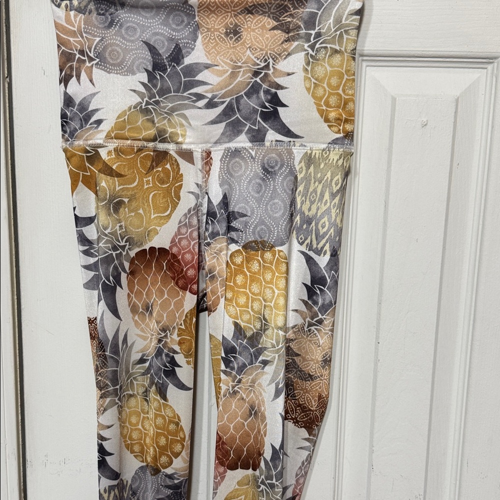 Emily Hsu Designs Pineapple Print Leggings - Gold and Brown